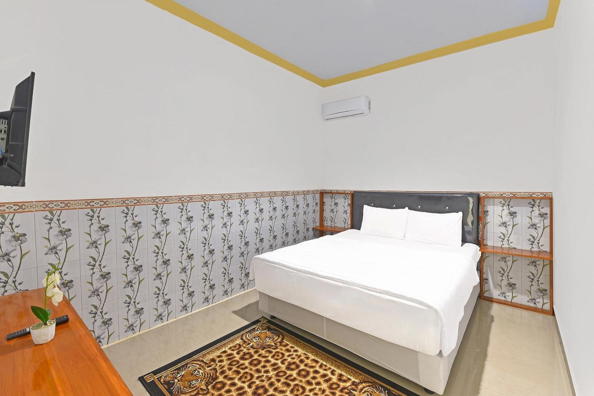 Oyo 91192 Homestay Antara Гіліманюк Екстер'єр фото